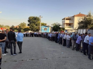 Kurban Bayramı namazından sonra Esetçe'mizde geleneksel bayramlaşma...